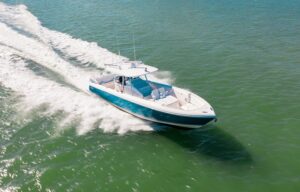 3 Reasons Why Your Next Day Boat Should be the Saxdor 400 GTC